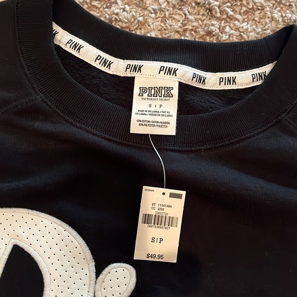 PINK crew neck. Size S - Picture 3 of 3